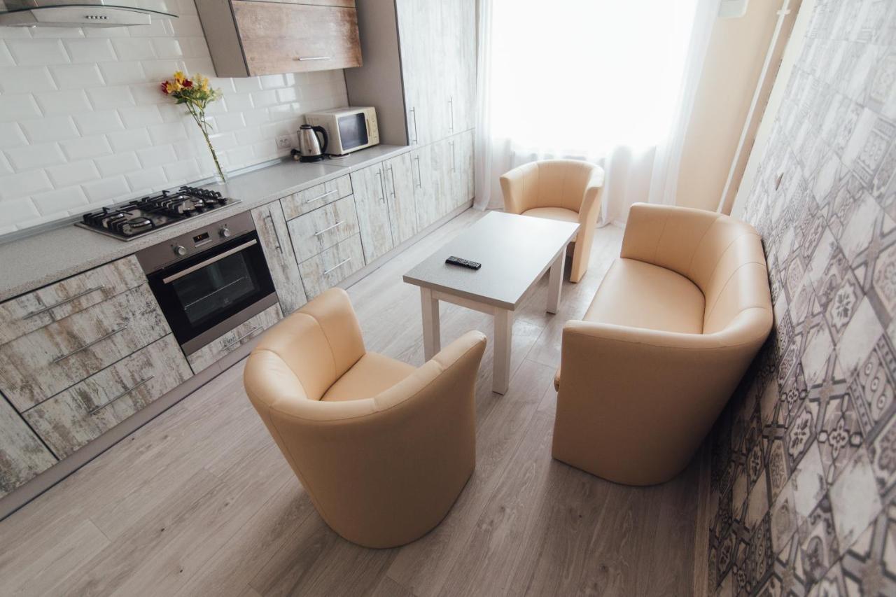 Vip Apartments Faraon Centr Sumy Eksteriør billede