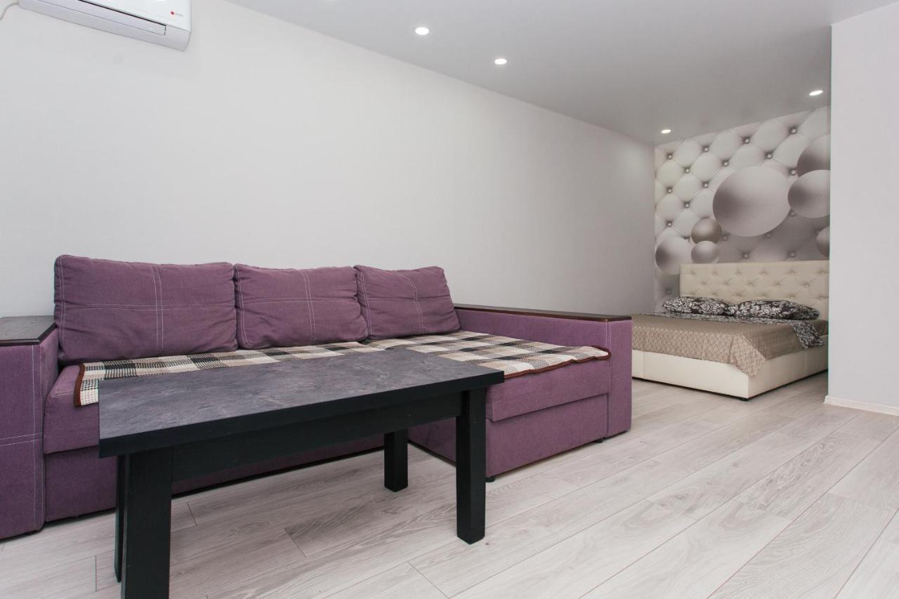 Vip Apartments Faraon Centr Sumy Eksteriør billede